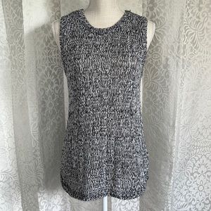 EUC Adrienne Vittadini B&W Woven Tank Top Medium